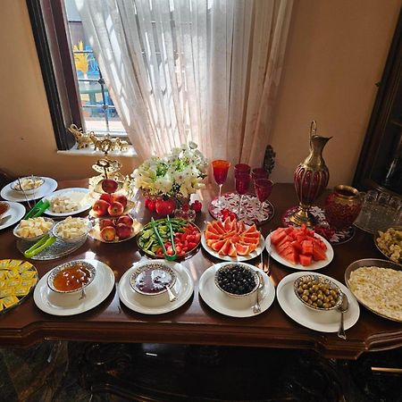Loost Town Inn Hotel Анталія Екстер'єр фото